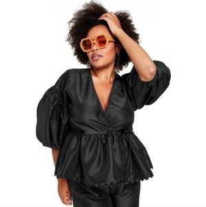 🔥NWT🔥 4X Kika Vargas X Target Black Scallop Edge Wrap Top Plus Size